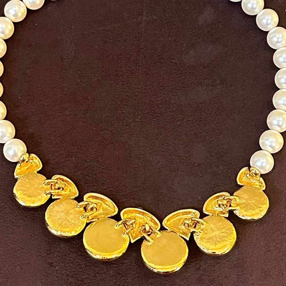 🌟14xHP🌟VTG 1980s-90s Napier Chunky Faux Pearl & Gold Tone Statement Necklace - Picture 8 of 13